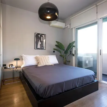 Urban F House *